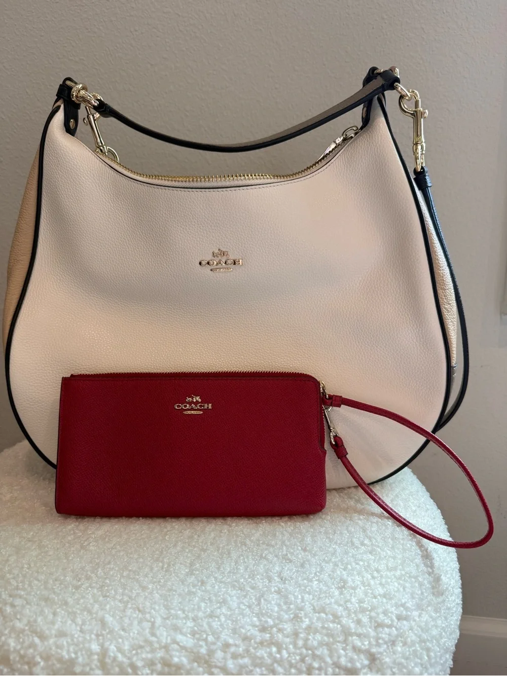 Coach Cream Pebble Leather Hobo + FREE Red Wallet